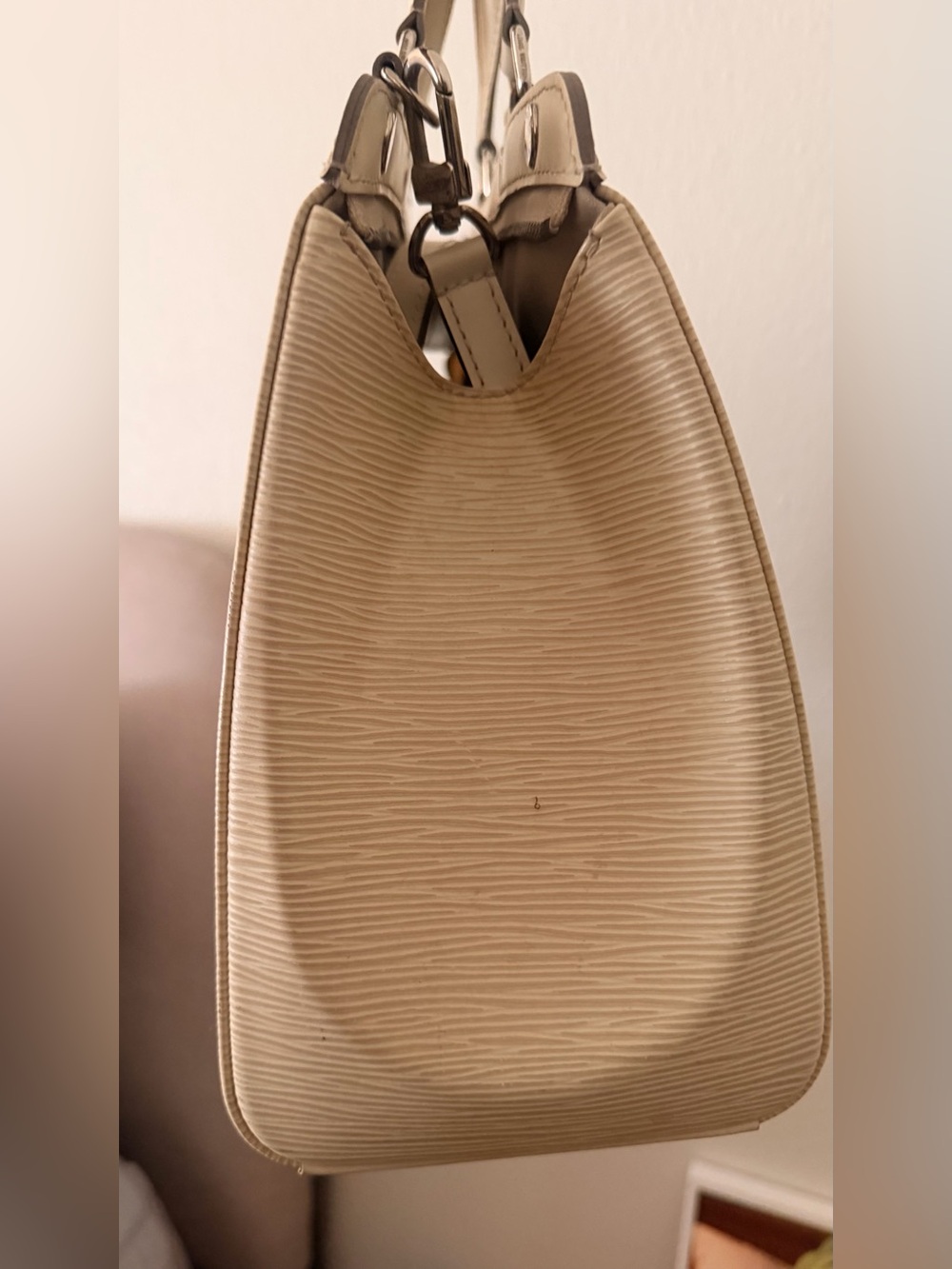 Louis Vuitton Brea - Picture 4 of 13